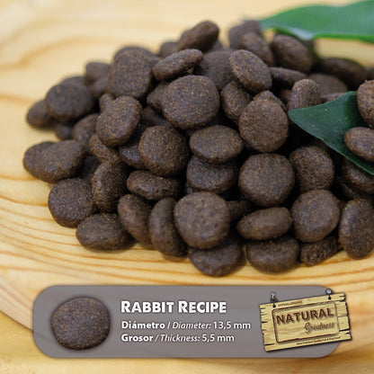 Briketi Natural Greatness Rabbit s prikazom velikosti