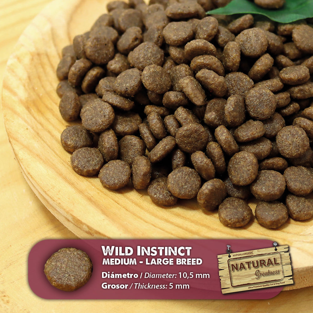 Briketi Natural Greatness Wild Instinct Medium & Large s prikazom velikosti